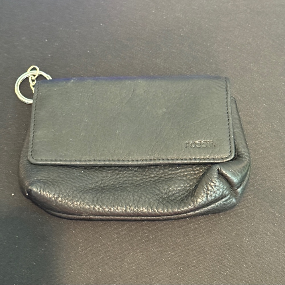 Fossil Genuine Leather Pebbled Black Wallet Change Purse Coin Holder Key Chain